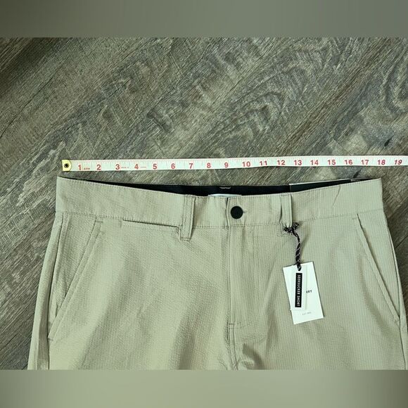 Sperry Seersucker 8"inch Short-Size 34 - Picture 7 of 10